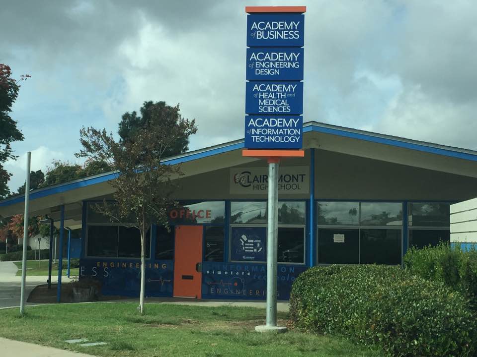 Clairemont High School pickleball courts