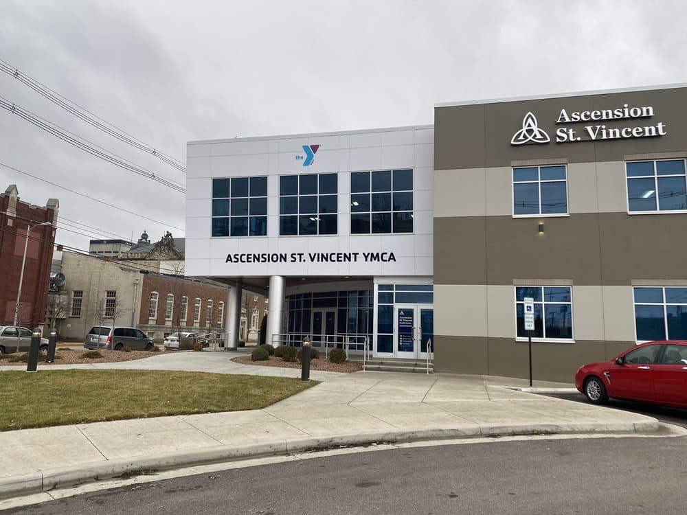 Ascension St. Vincent YMCA pickleball courts