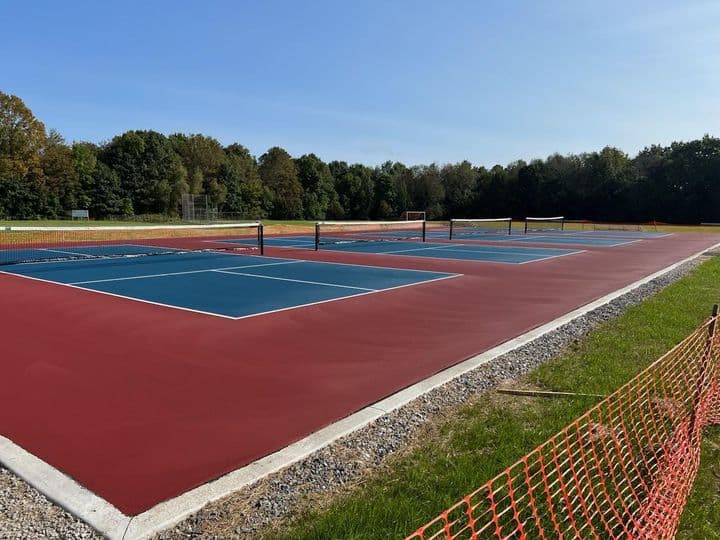 China Middle School pickleball courts