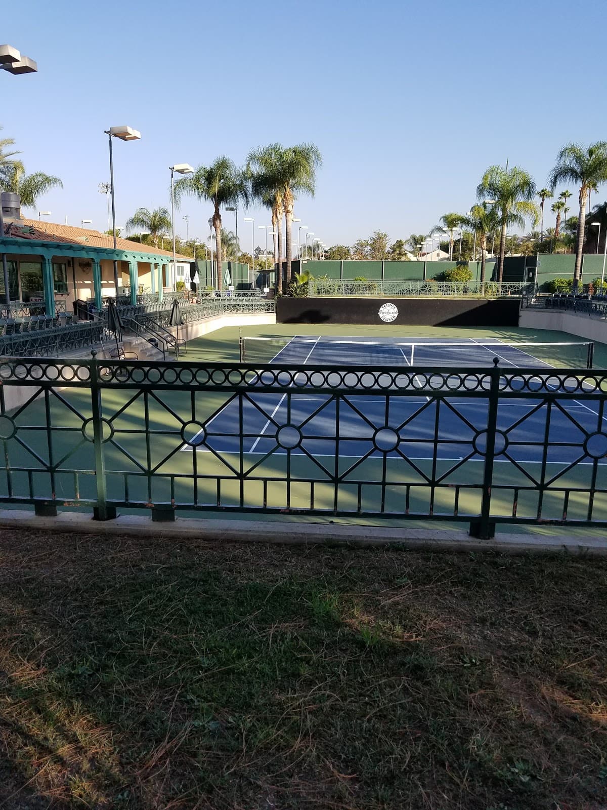 Burbank Tennis Center pickleball courts