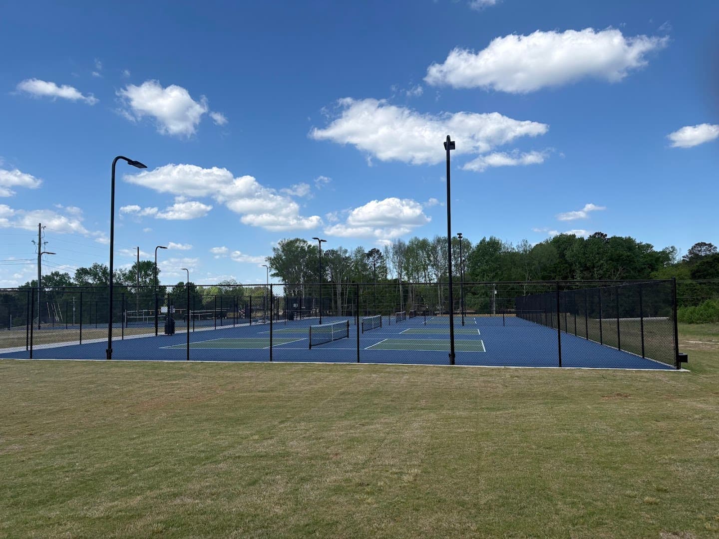 Walnut Grove Recreation Center pickleball courts