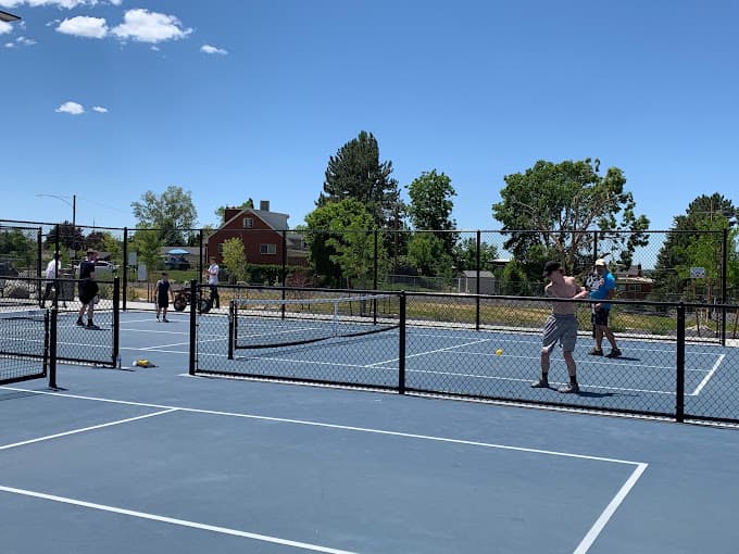 Burch Creek Park pickleball courts