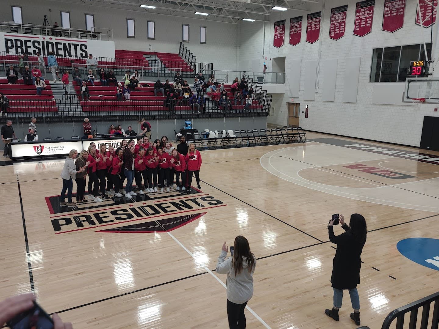 W&J College pickleball courts