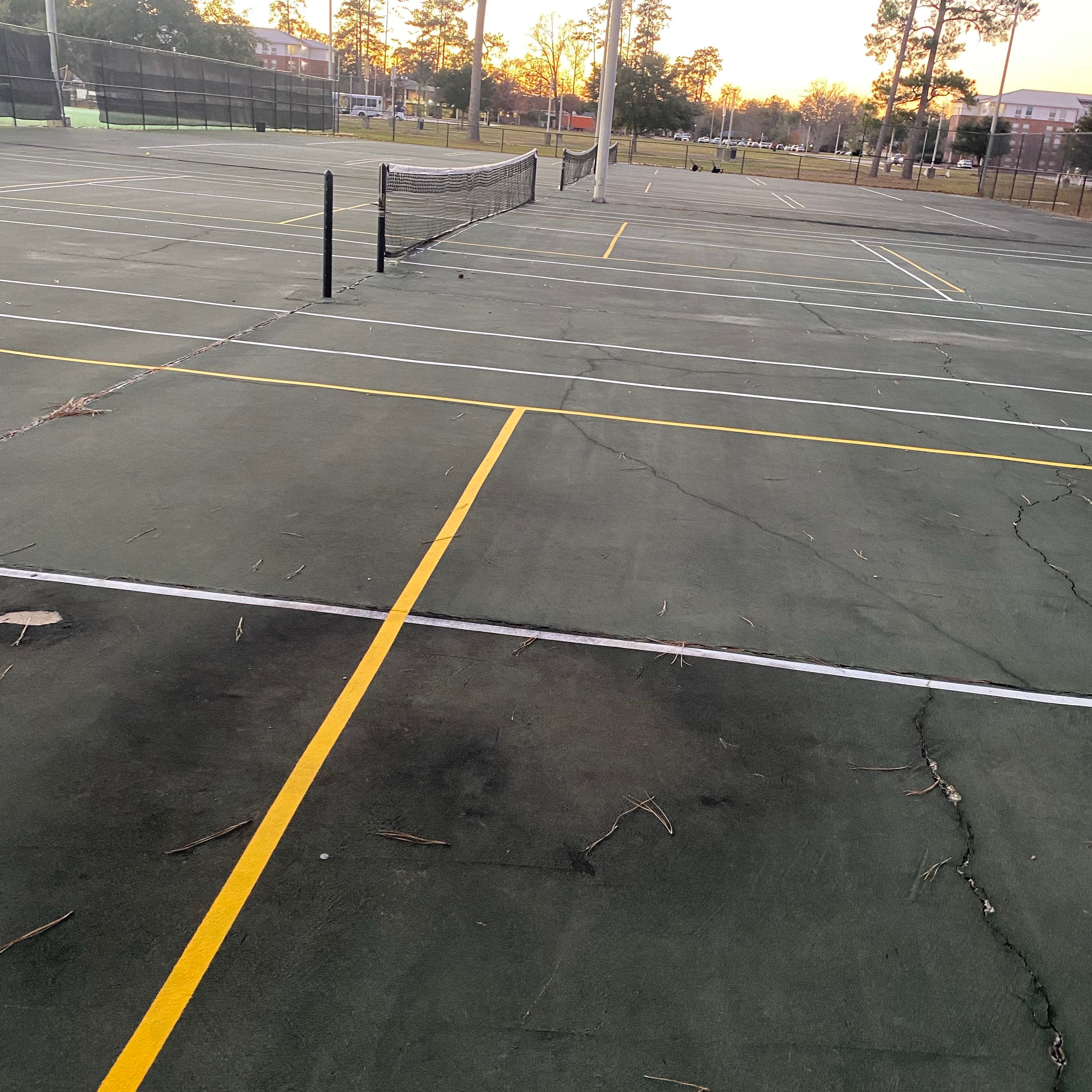 Southeastern University Tennis Courts pickleball courts