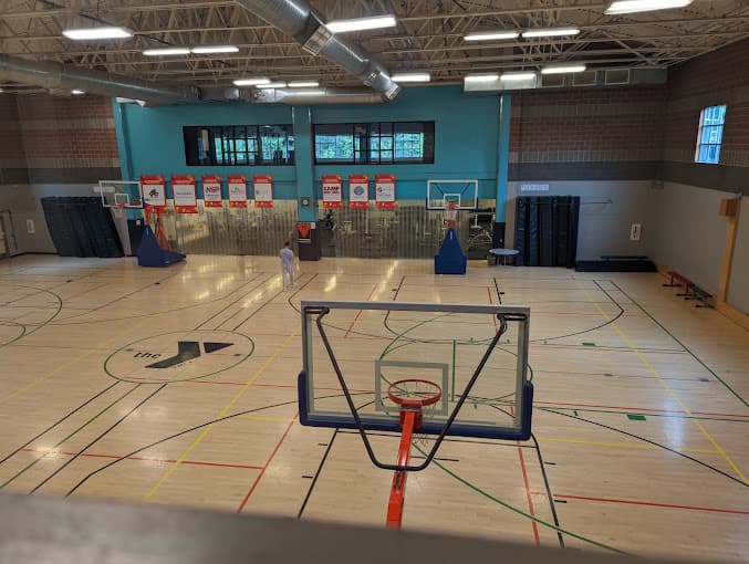 Sherwood YMCA pickleball courts