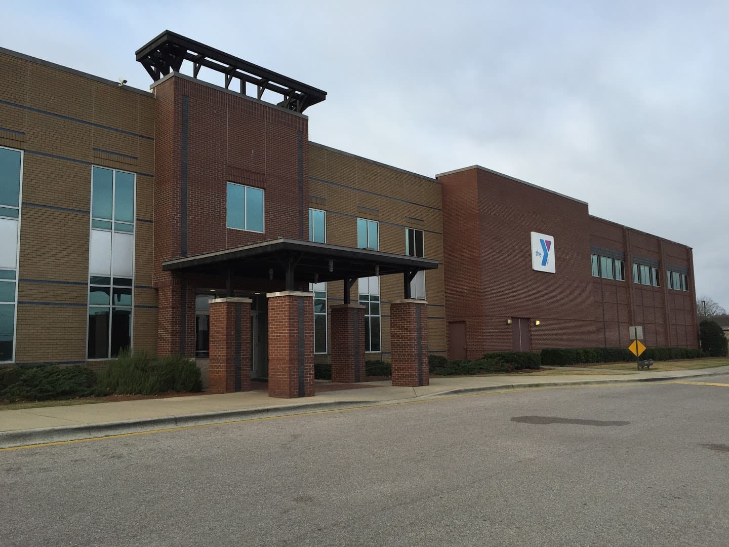 Hoover YMCA pickleball courts