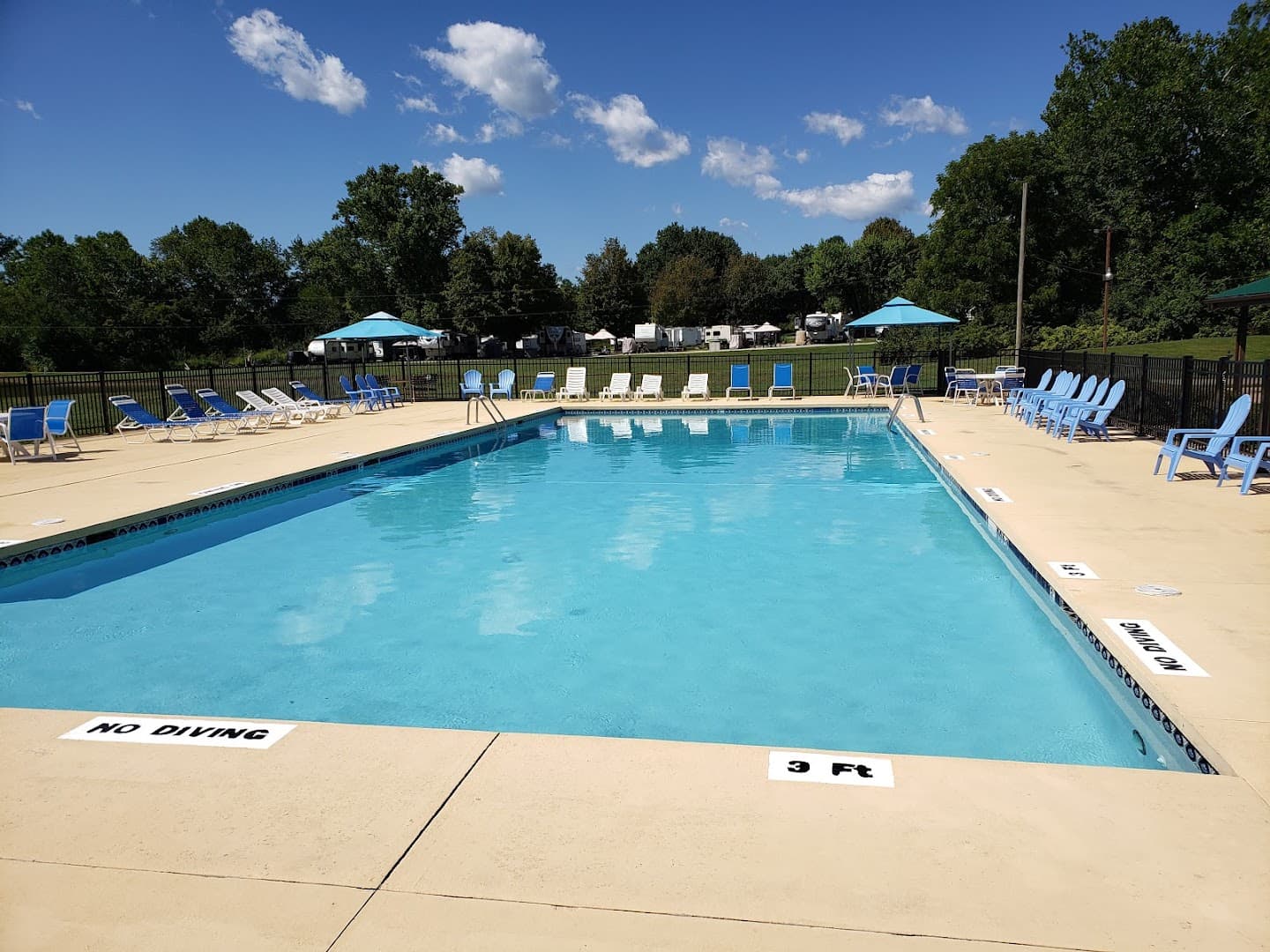 Wilmington RV Resort pickleball courts
