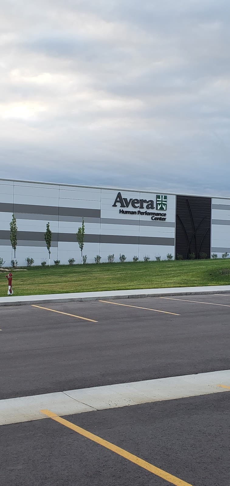 Avera Human Performance Center pickleball courts