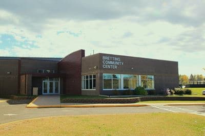 Bretting Community Center pickleball courts