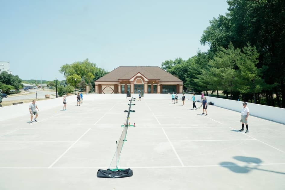 Riverside Skating Center pickleball courts