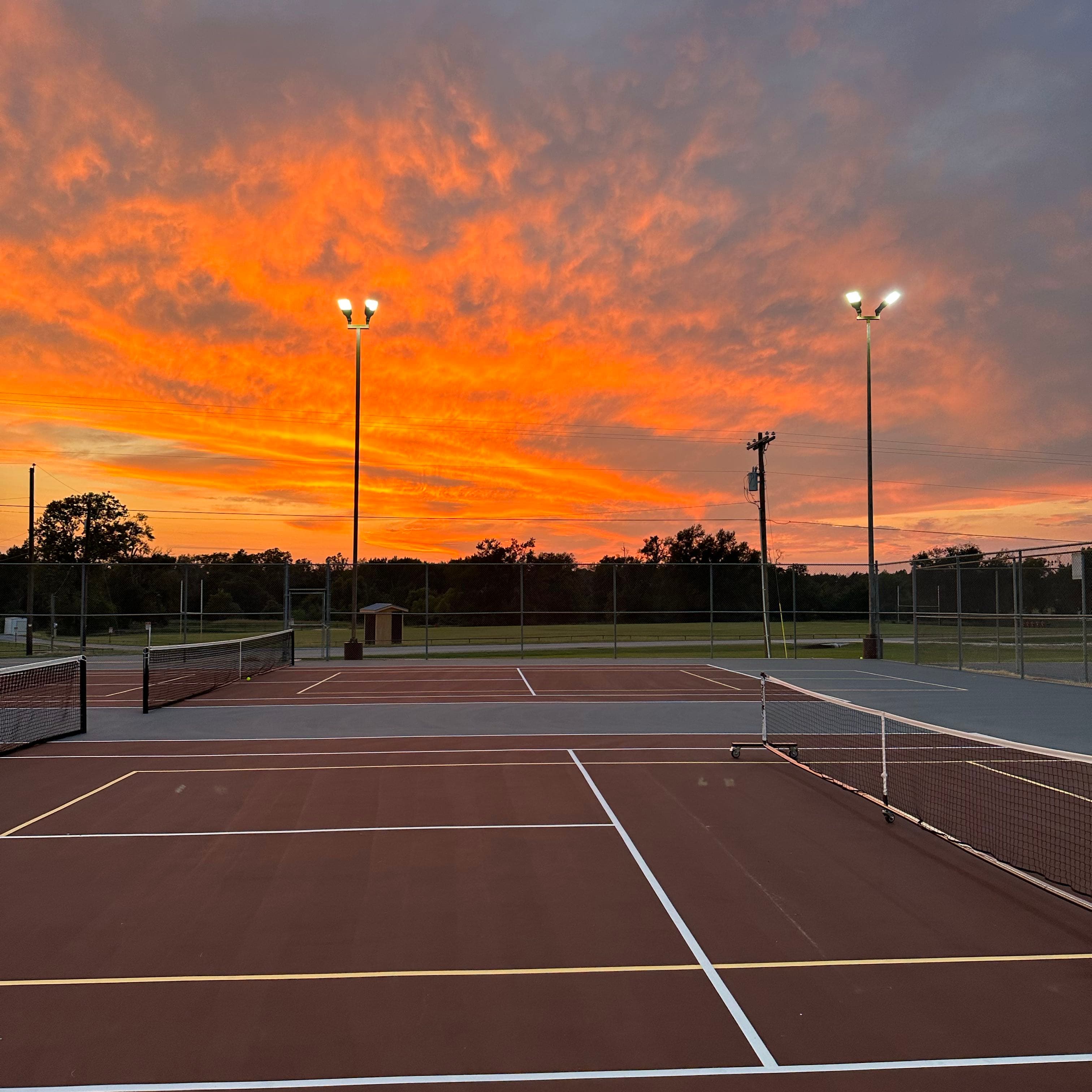 Fairfield High School pickleball courts