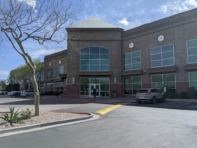 Life Time - Gilbert pickleball courts