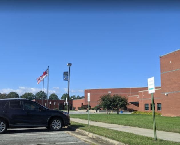 Dalton McMichael High School pickleball courts