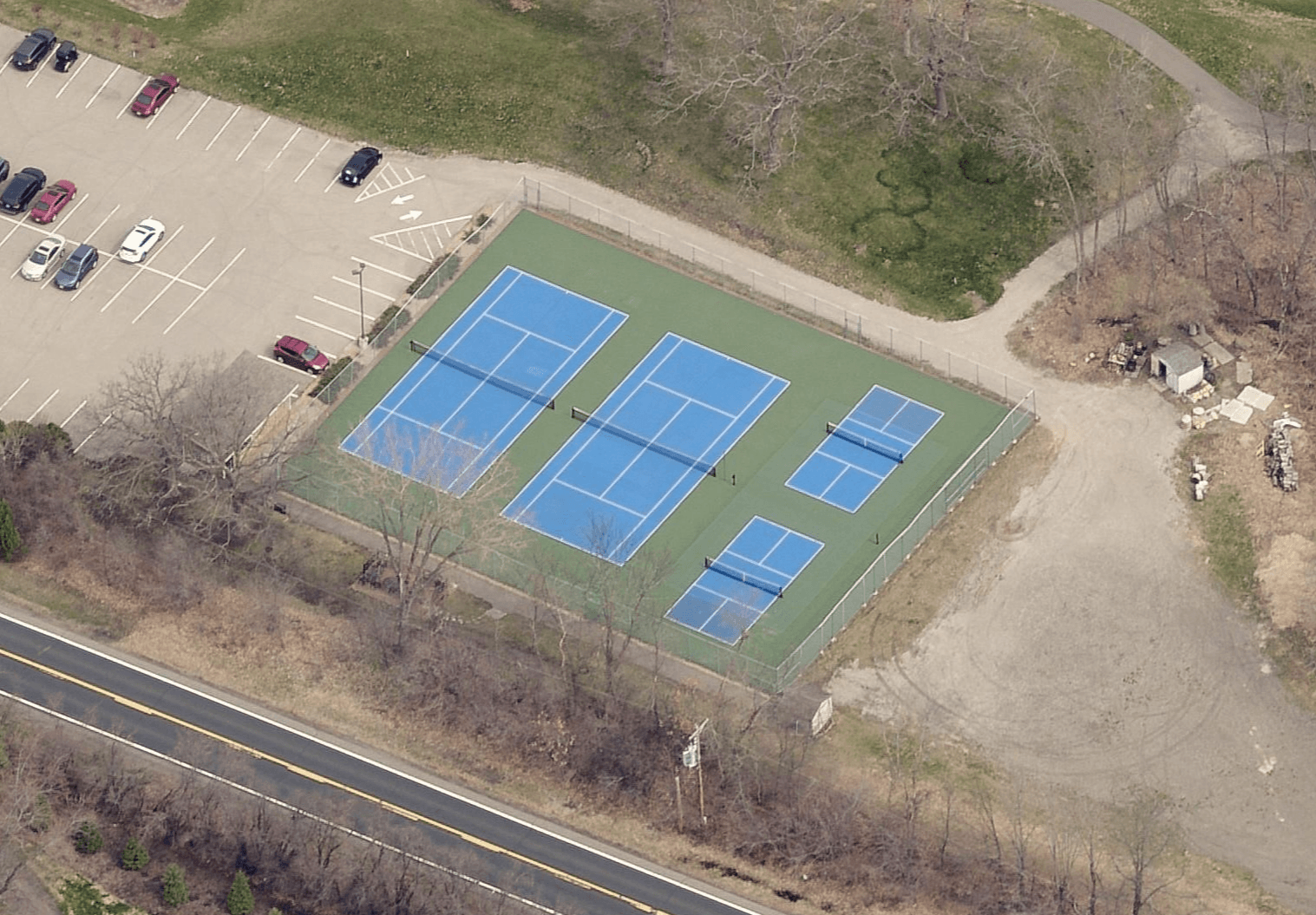 Dellwood Country Club pickleball courts