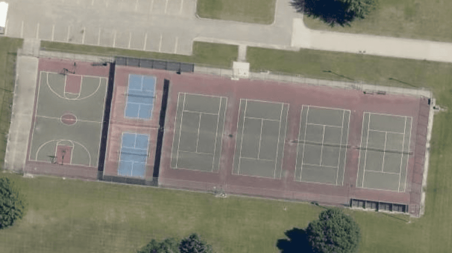 Sheldon Senior High School pickleball courts