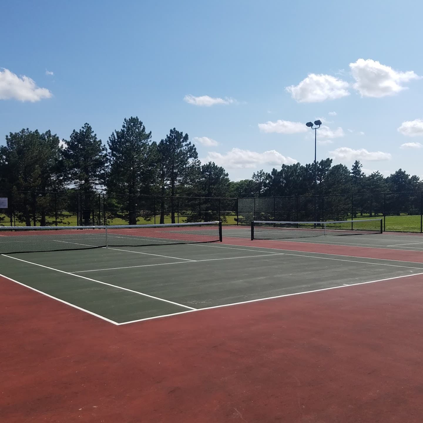 Sunset Park pickleball courts