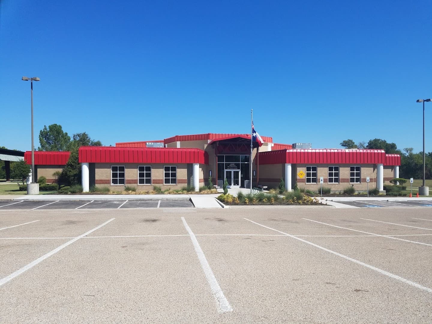 Wilson Park Recreation Center pickleball courts