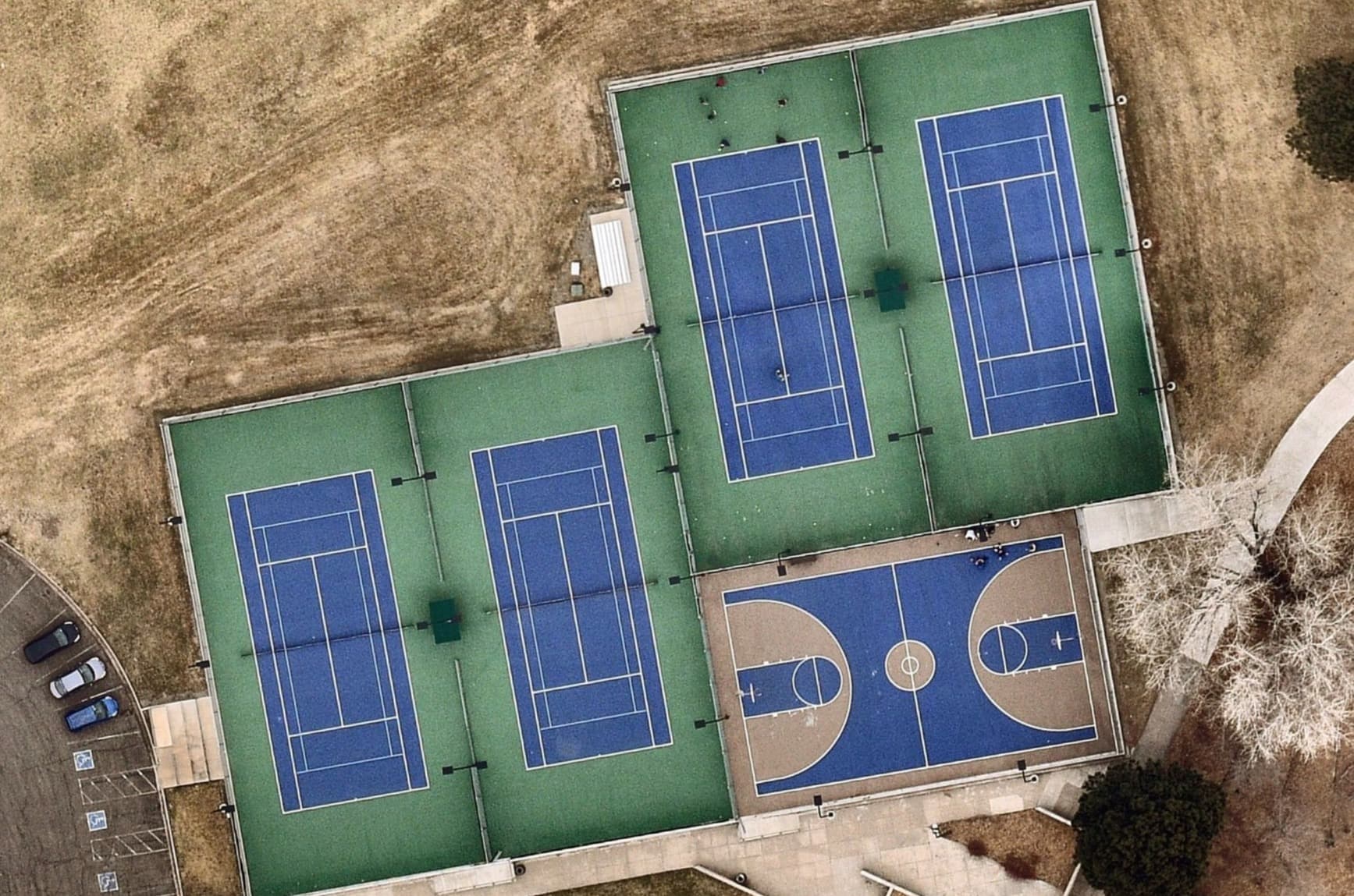Meadowood Center pickleball courts
