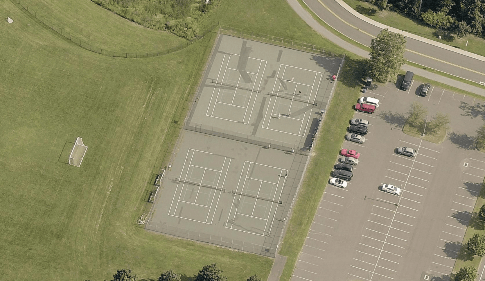 Timothy Edwards Middle School pickleball courts