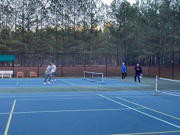 Lakeside Tennis Court pickleball courts