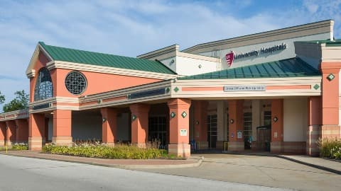 Avon UH Fitness Center pickleball courts
