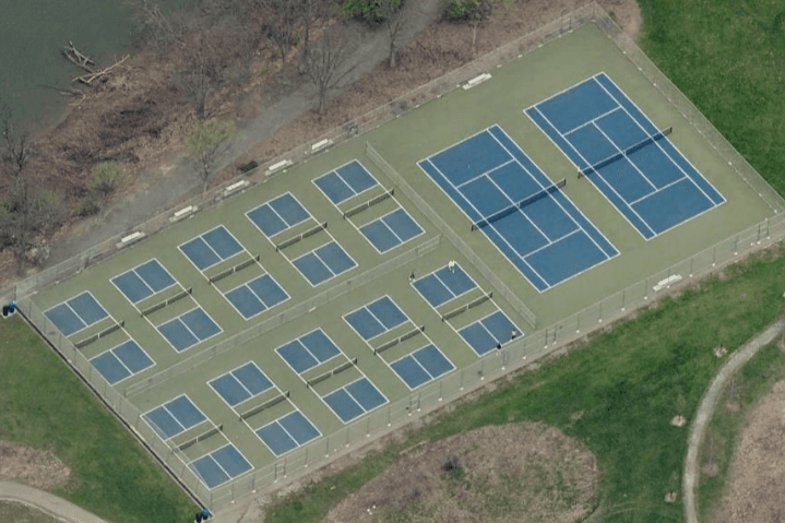 Washington’s Landing Courts pickleball courts