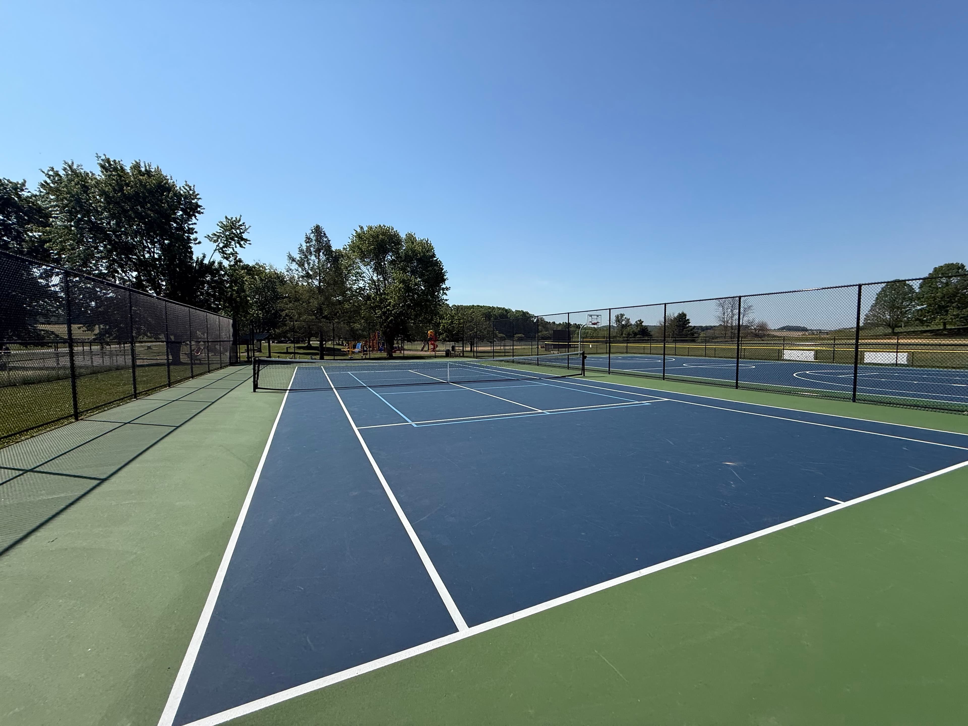 Glen Rock Playground pickleball courts