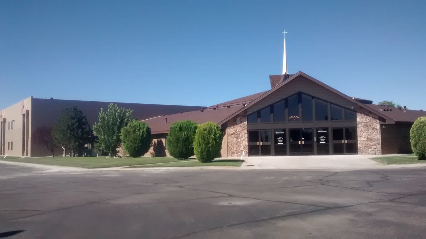 Roswell First Church of the Nazarene pickleball courts