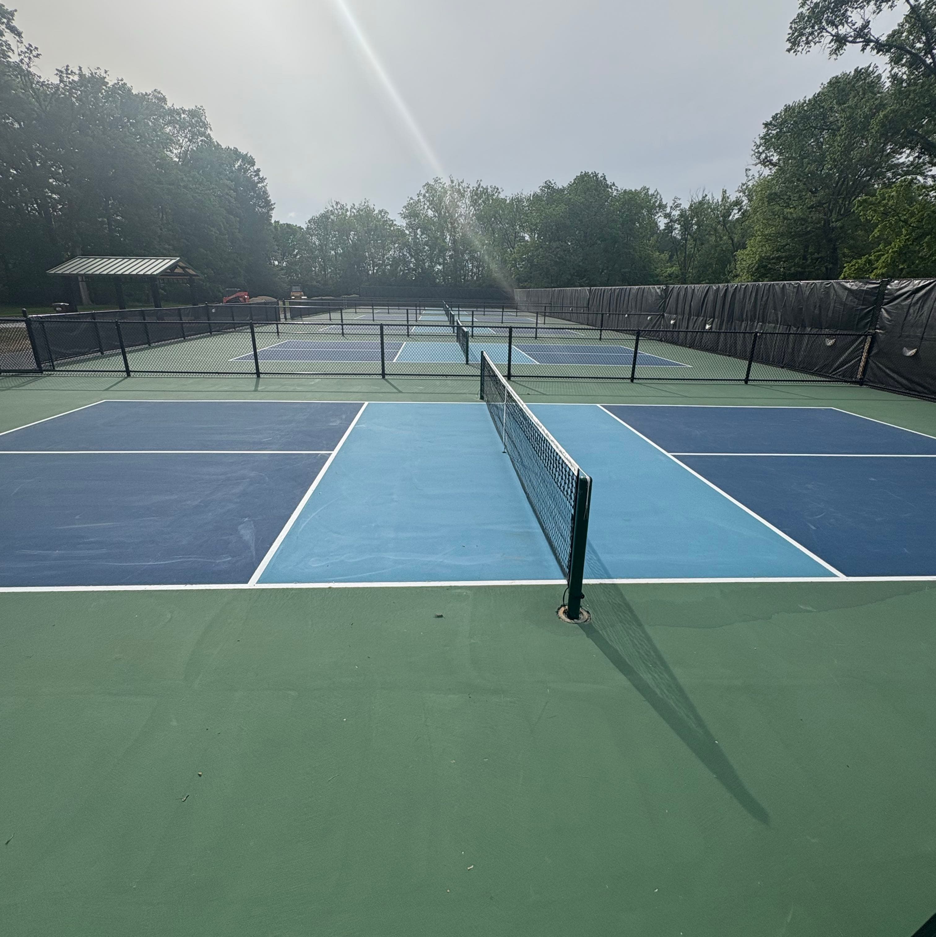 Kellogg Park pickleball courts