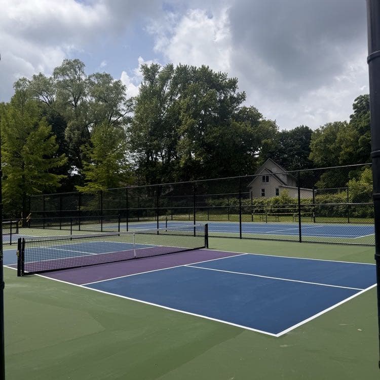 Farmington Park pickleball courts