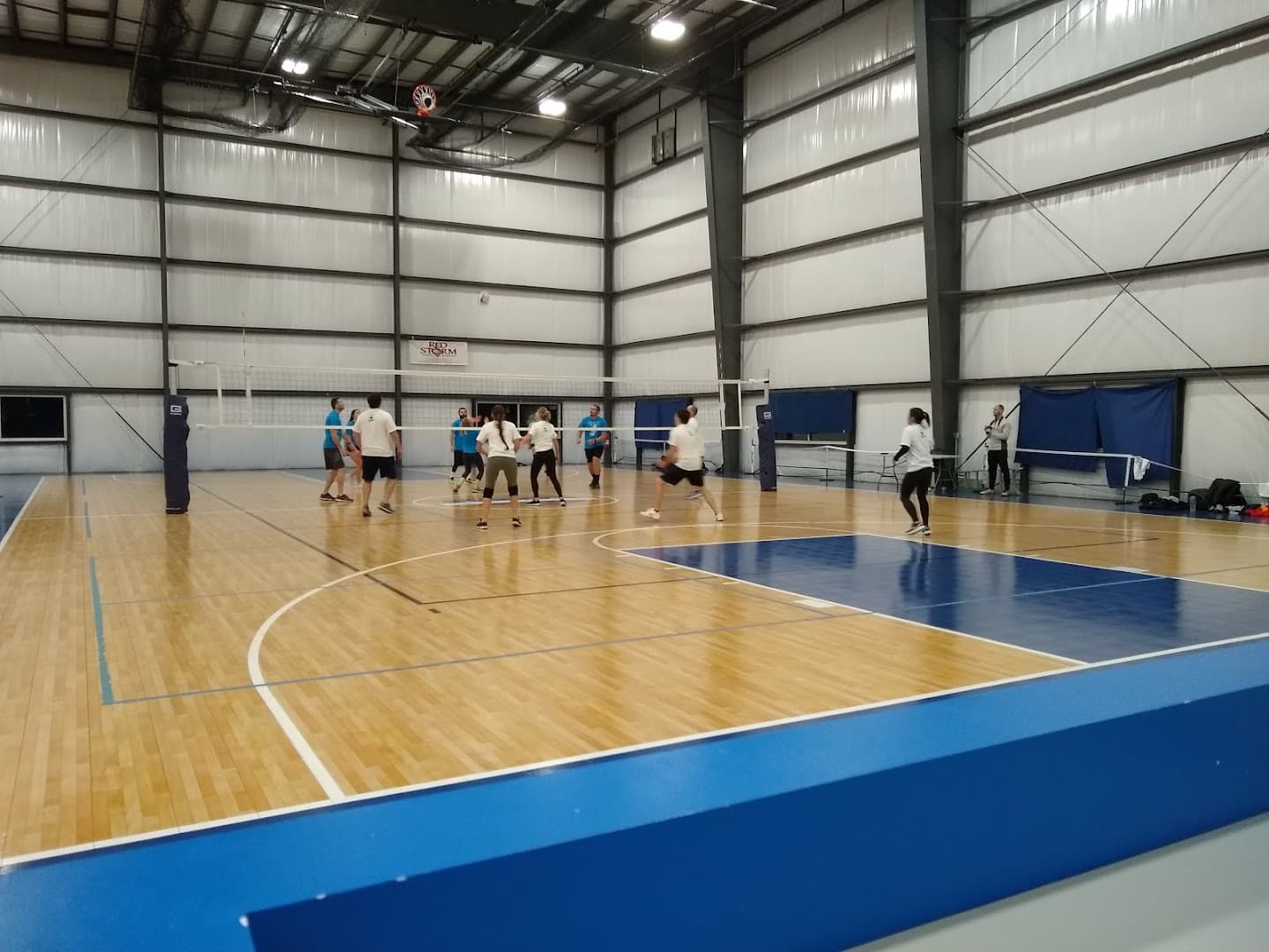 Performance Field House pickleball courts