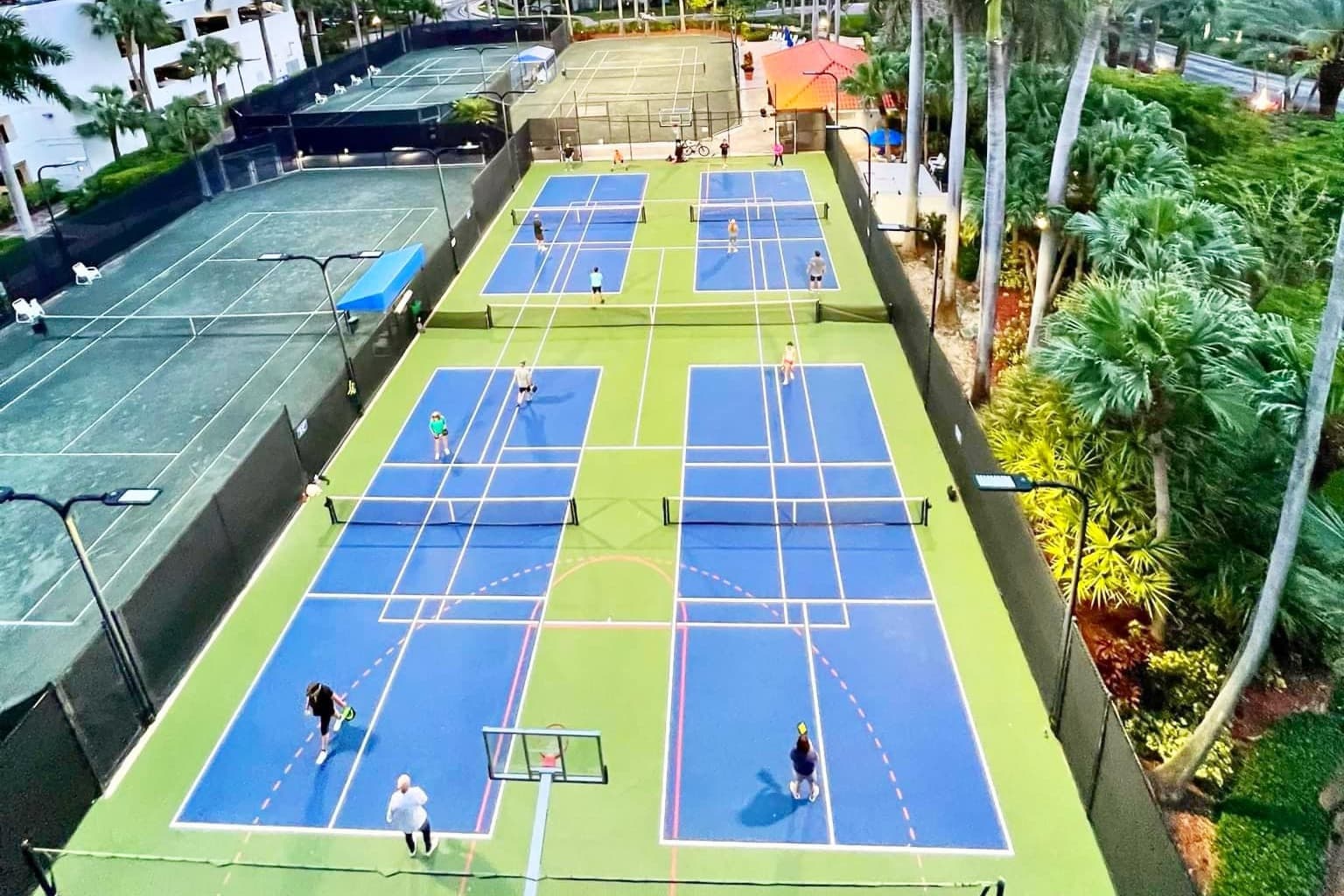 Mystic Pointe Sports pickleball courts