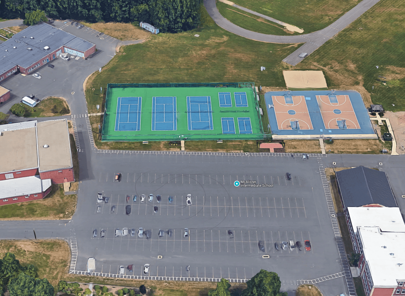 McAlister School Suffield courts pickleball courts