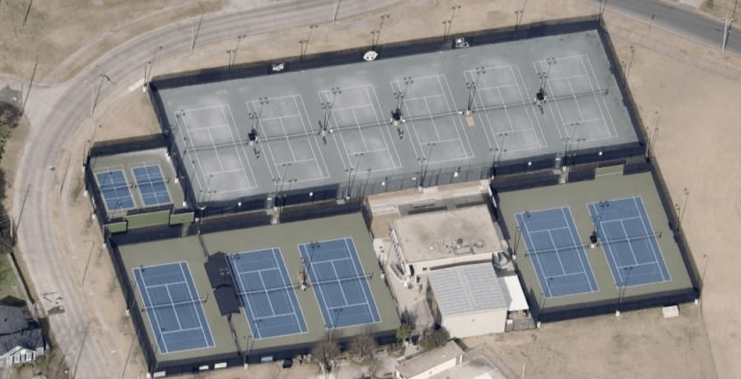 Querbes Tennis Center pickleball courts