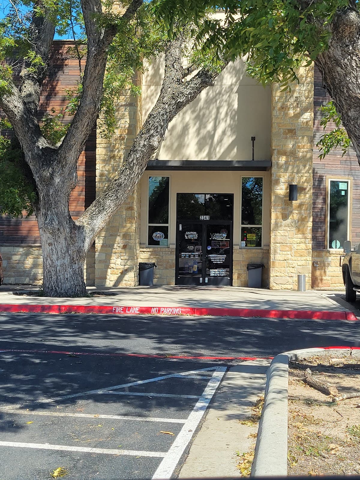 Putters and gutters Lampasas pickleball courts