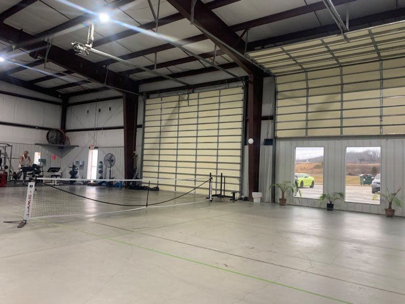No Limit Fitness pickleball courts