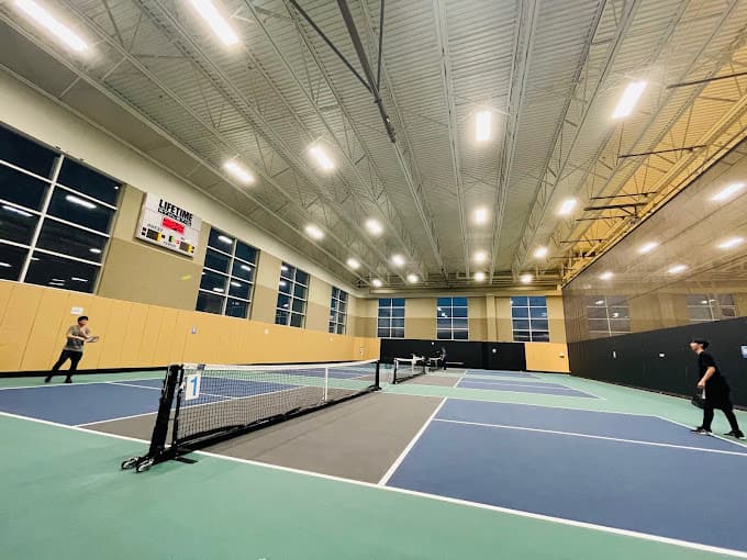 Life Time - Princeton pickleball courts