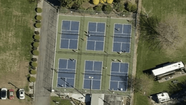 Darnell's Lake Resort pickleball courts