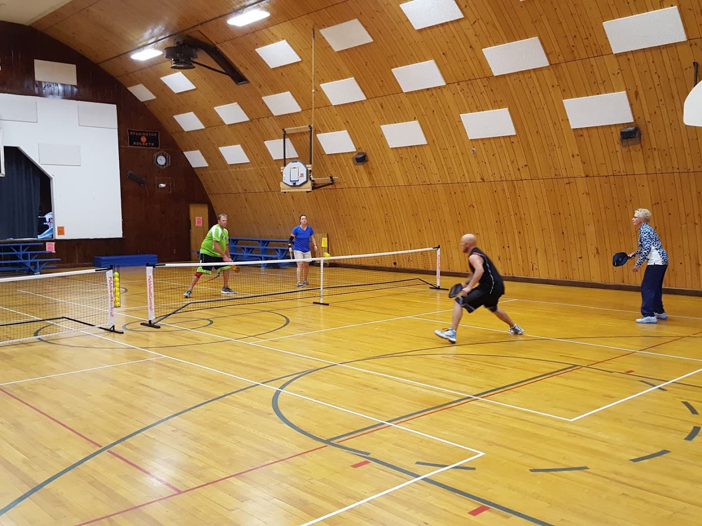 Island Community Center pickleball courts