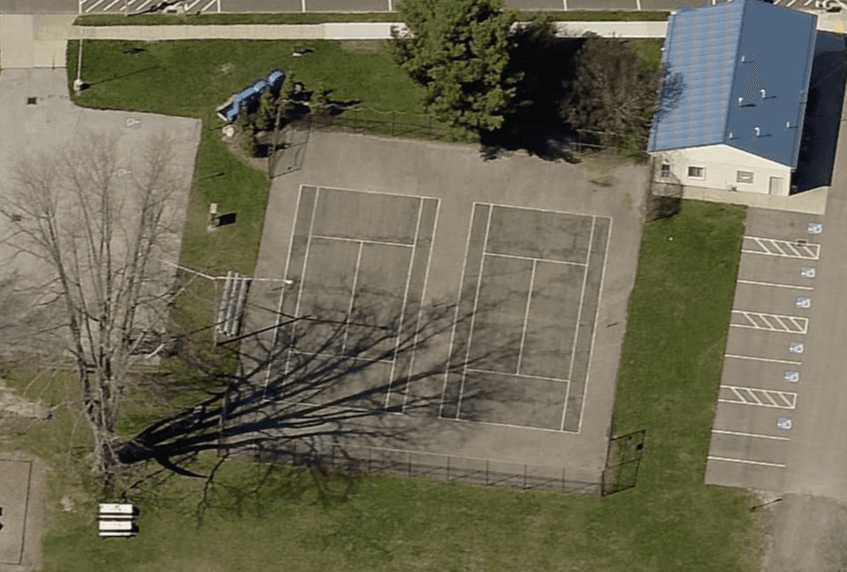 Geneve-on-the-Lake Park pickleball courts