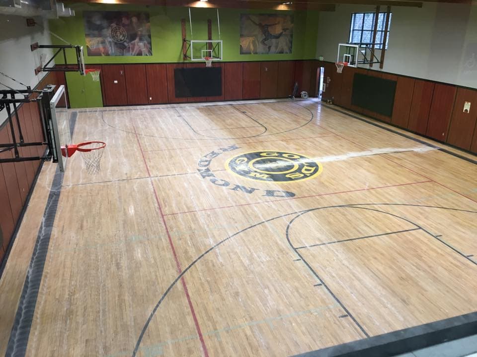 425 Fitness Redmond pickleball courts