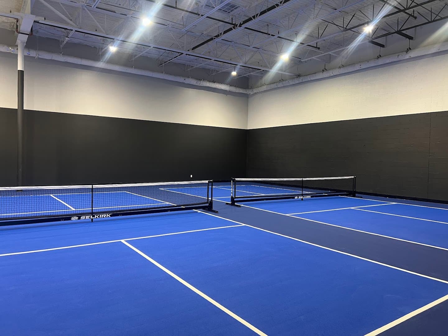 Dallas Indoor Pickleball Club pickleball courts