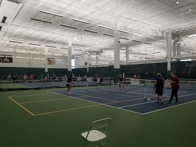 Life Time - Oklahoma City pickleball courts