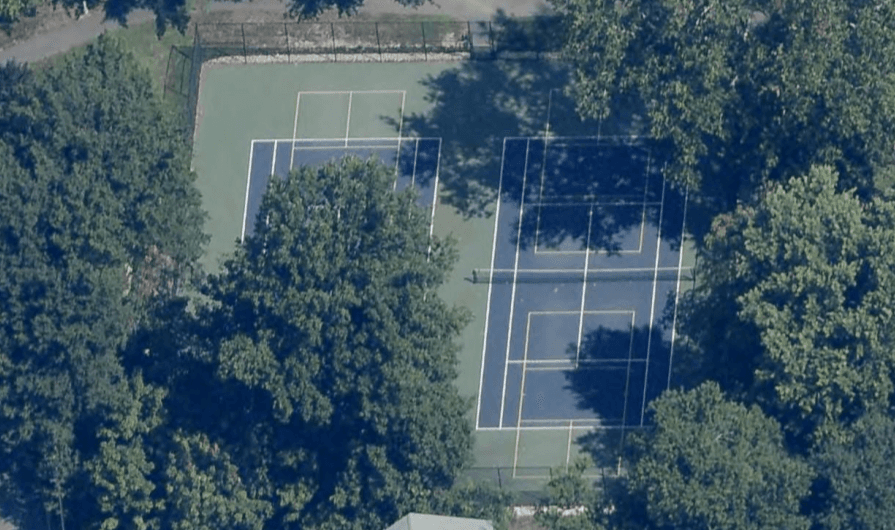 Vantage Point Park pickleball courts