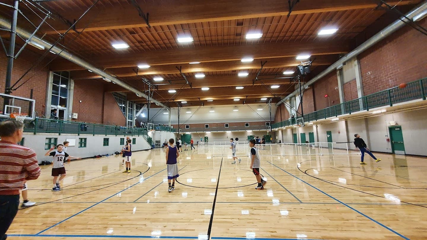 Issaquah Community Center pickleball courts
