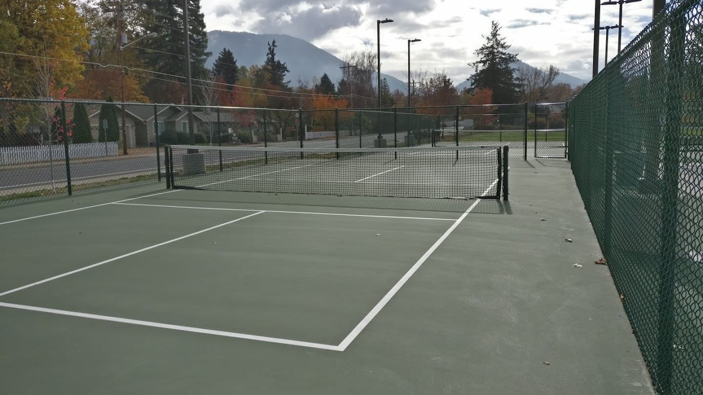 Fruitdale Park pickleball courts