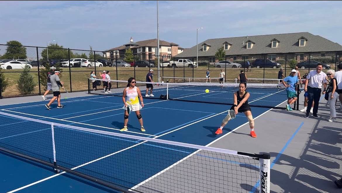 Friendship Park Tennis Court pickleball courts