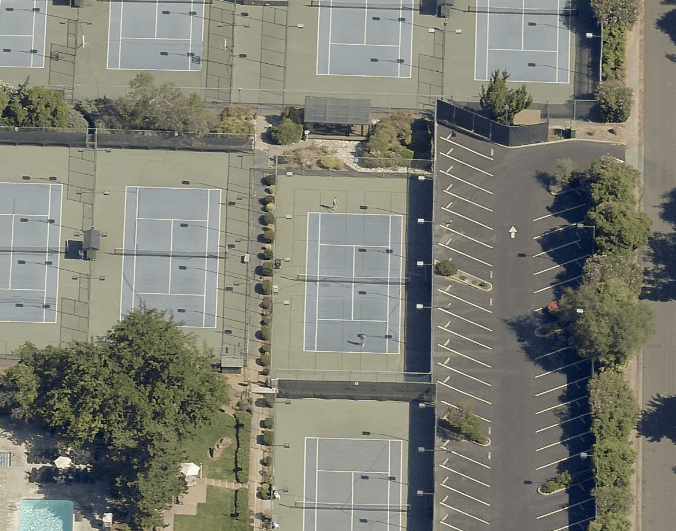 Auburn Racquet & Fitness Club pickleball courts