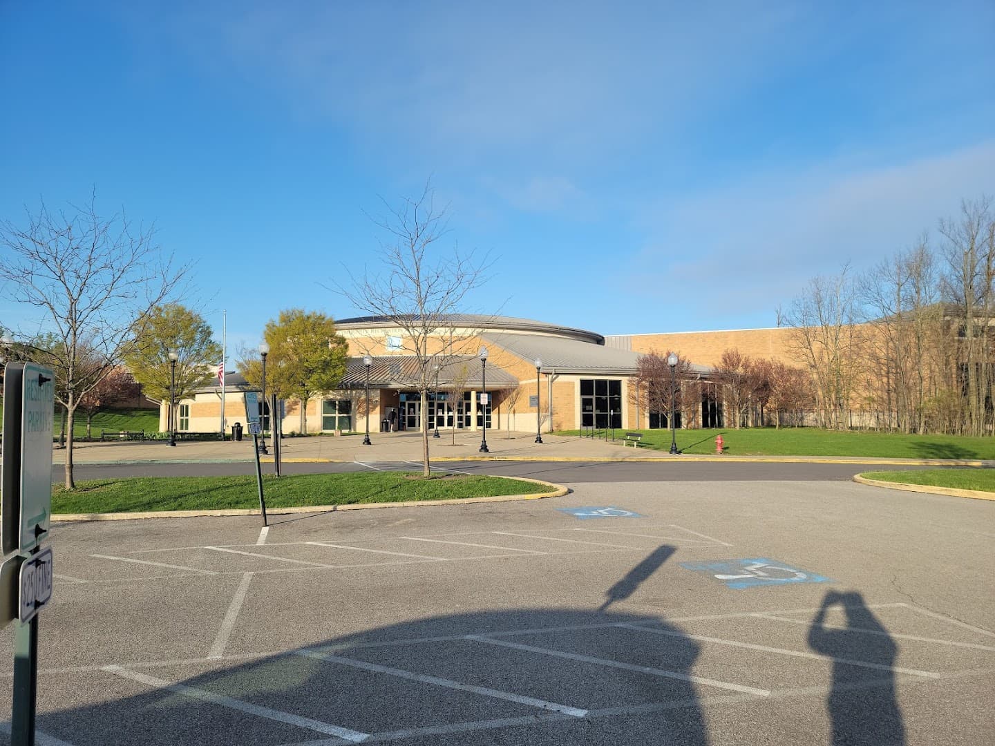 Medina Community Recreation Center pickleball courts