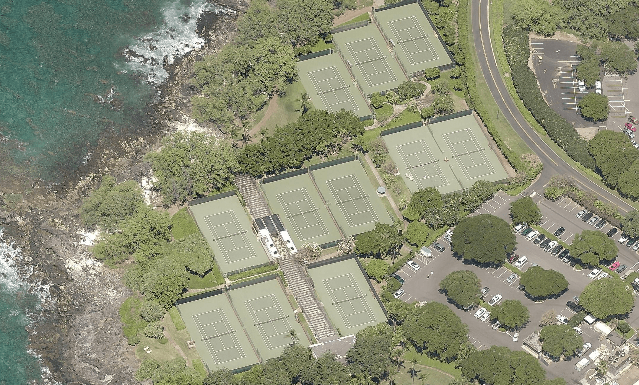 Mauna Kea Beach Hotel’s Seaside Tennis Club pickleball courts